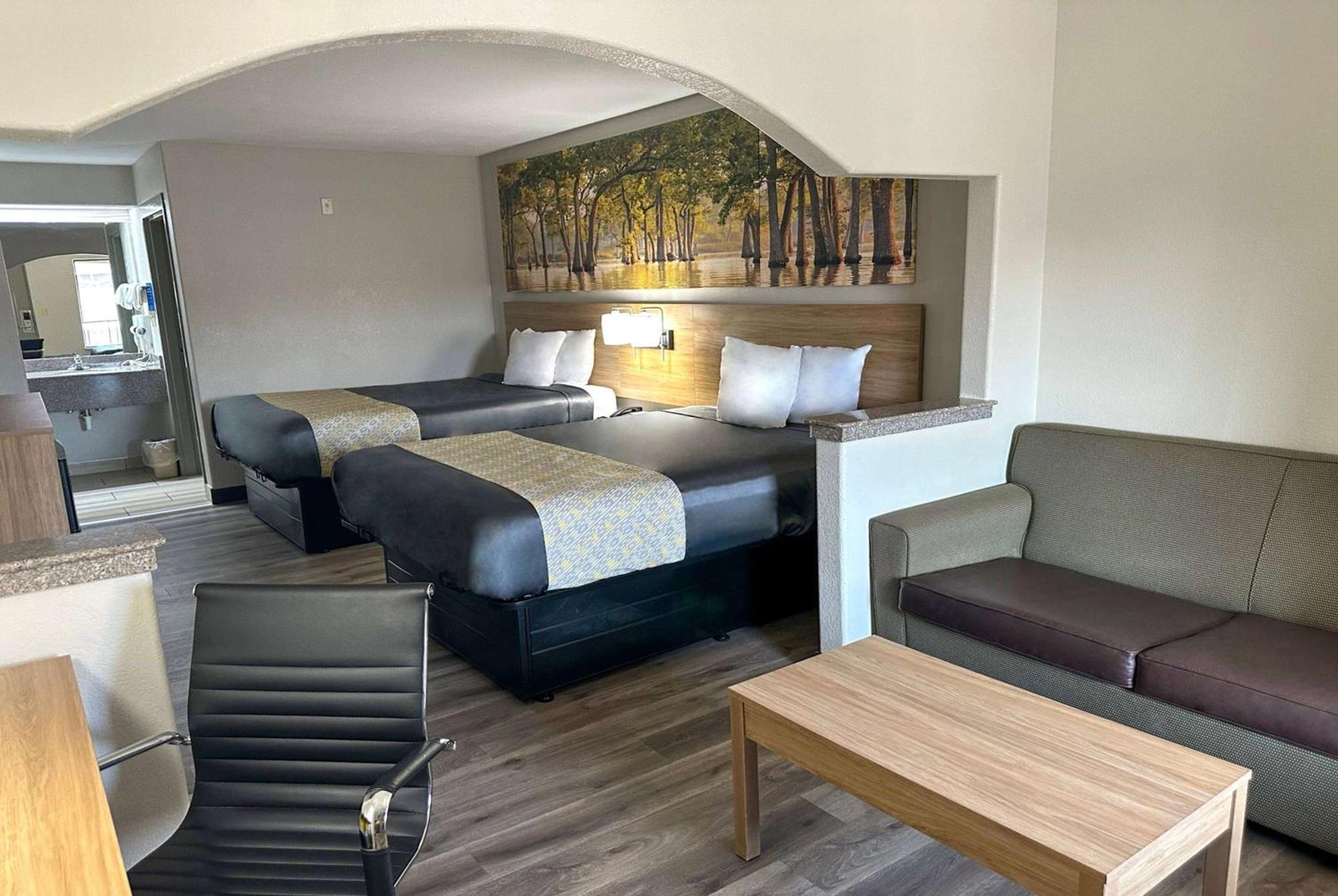 Days Inn & Suites By Wyndham Opelousas Ngoại thất bức ảnh